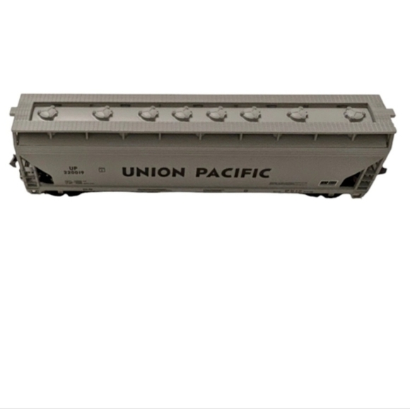 ATLAS Union Pacific 4-Bay Center Flow Covered Hopper Model Train Car N-Gauge - Picture 1 of 8